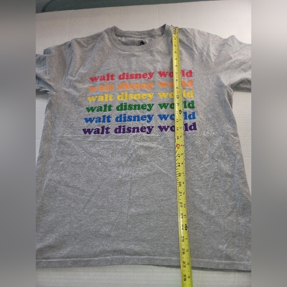 Walt Disney World Rainbow Short Sleeve Crew Neck T-shirt SZ L - Picture 3 of 6